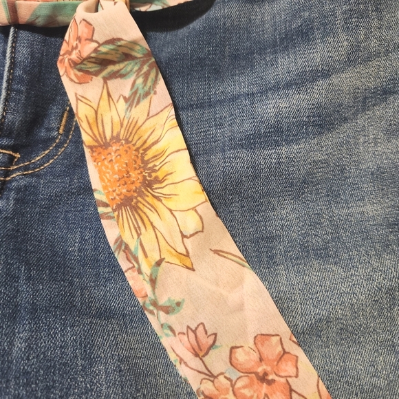 Maurices Edgely Bermuda Shorts Stretch Mid Rise 22W - Picture 3 of 7